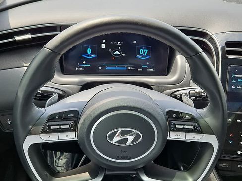 Used 2023 Hyundai Tucson Limited FWD image 19