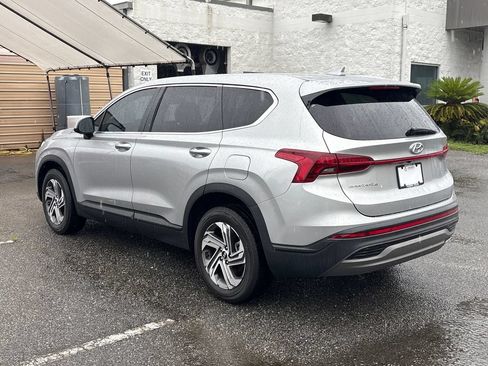 Used 2023 Hyundai Santa Fe SE FWD image 3