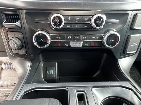 Used 2024 Ford F150 XLT w/ Equipment Group 302A MID image 24