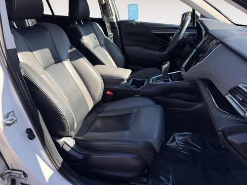 Used 2023 Subaru Outback Onyx Edition image 19