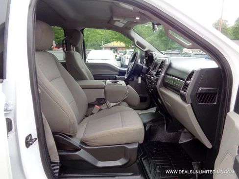 Used 2019 Ford F250 XLT w/ XLT Value Package image 21