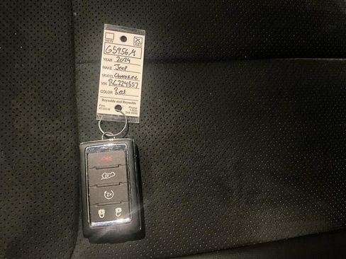 Used 2024 Jeep Grand Cherokee Altitude AWD/4WD image 30