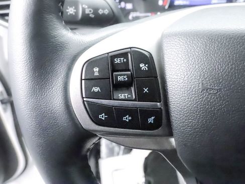 Used 2022 Ford Explorer Limited w/ Limited Technology Package image 16