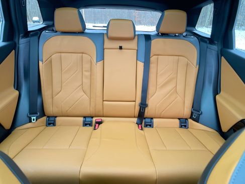 Used 2026 BMW X3 xDrive30 w/ Convenience Package image 24