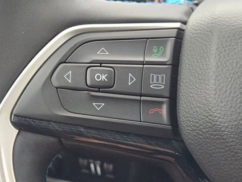 Used 2022 Jeep Grand Cherokee Trailhawk AWD/4WD image 33