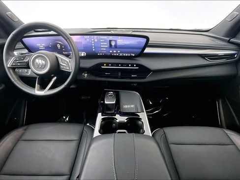 Used 2025 Buick Enclave Preferred image 19