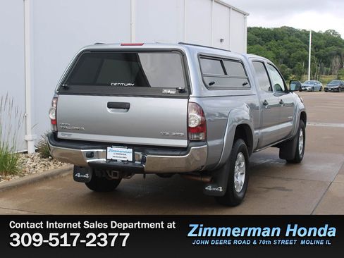 Used 2014 Toyota Tacoma 4x4 Double Cab w/ SR5 Package image 2