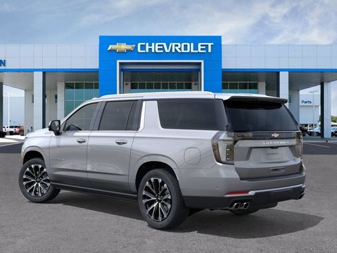 New 2026 Chevrolet Suburban High Country AWD/4WD image 3