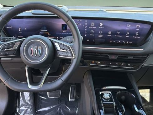 Used 2025 Buick Envision Sport Touring AWD/4WD image 9