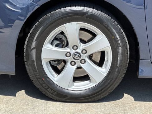 Used 2020 Toyota Sienna LE w/ LE Preferred Package FWD image 33