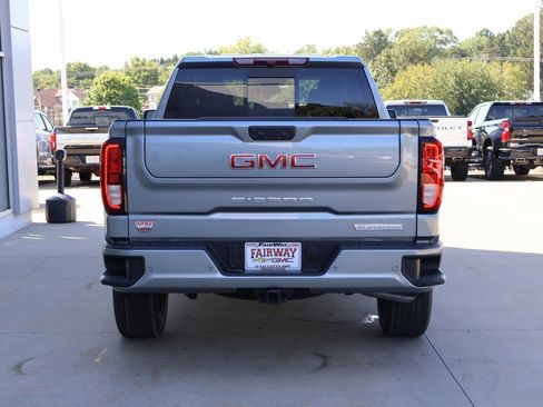 New 2026 GMC Sierra 1500 Elevation w/ Elevation Premium Package image 9