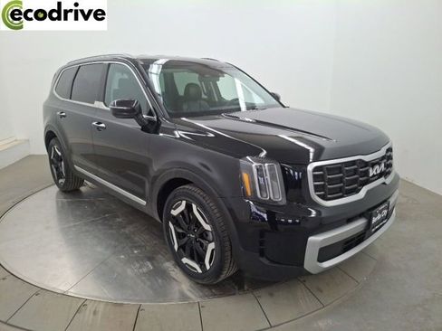 Used 2023 Kia Telluride S image 1