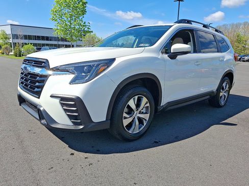 Certified 2025 Subaru Ascent Premium AWD/4WD image 2