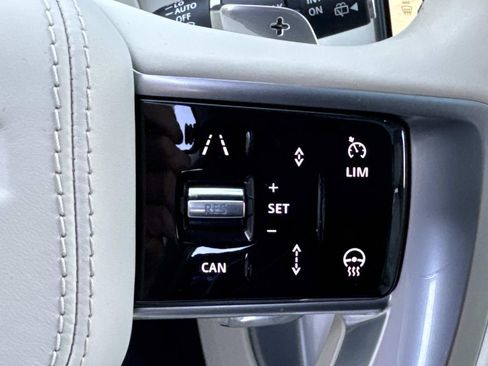 Certified 2024 Land Rover Range Rover Long Wheelbase SE AWD/4WD image 30