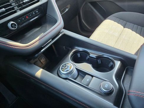 Used 2025 Ford Explorer ST-Line AWD/4WD image 13