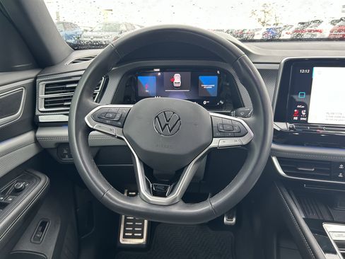 Certified 2025 Volkswagen Atlas Cross Sport SEL R-Line image 10
