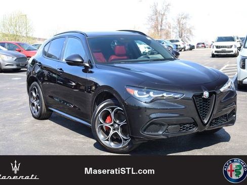 Used 2024 Alfa Romeo Stelvio Veloce image 1
