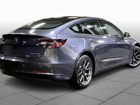 Used 2022 Tesla Model 3 Long Range image 12