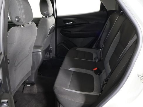 Used 2023 Chevrolet TrailBlazer LT AWD/4WD image 31