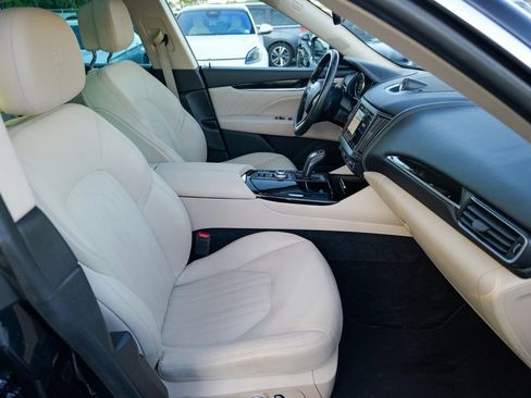 Used 2022 Maserati Levante GT image 34