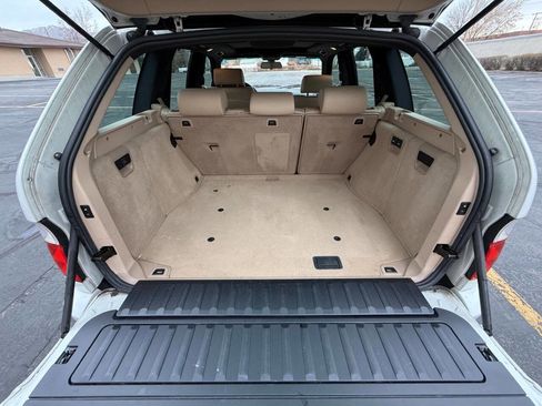 Used 2005 BMW X5 4.4i image 14