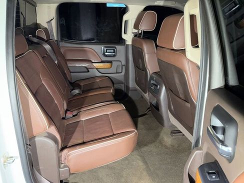 Used 2015 Chevrolet Silverado 2500 High Country w/ Duramax Plus Package AWD/4WD image 18