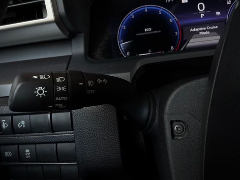 Used 2024 Toyota Tacoma TRD Sport RWD image 38