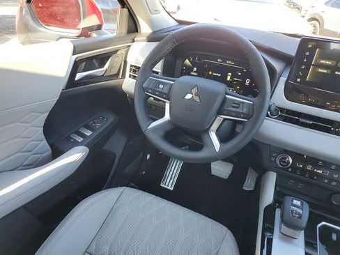 New 2026 Mitsubishi Outlander SEL FWD image 7