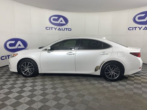 Used 2016 Lexus ES 350 w/ Premium Package w/Wood Trim image 6