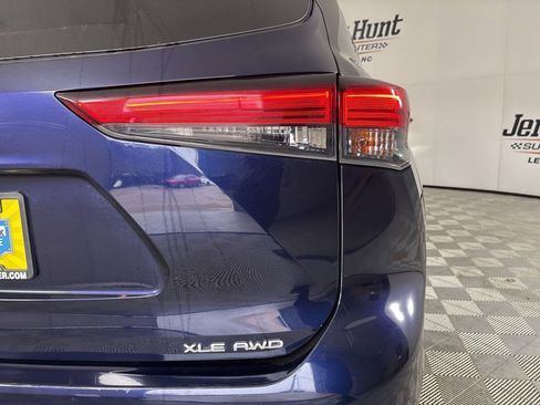Used 2020 Toyota Highlander XLE image 36