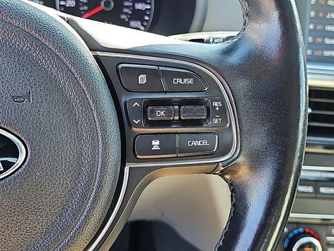 Used 2017 Kia Optima EX w/ Technology Package image 24