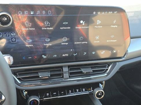 New 2026 Chevrolet Equinox EV RS FWD image 28