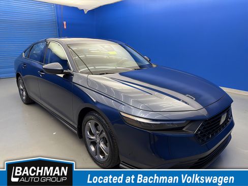 Used 2024 Honda Accord EX image 1