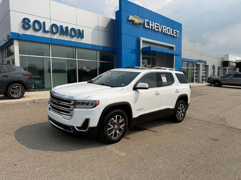 Certified 2020 GMC Acadia SLE w/ Driver Convenience Package AWD/4WD image 2