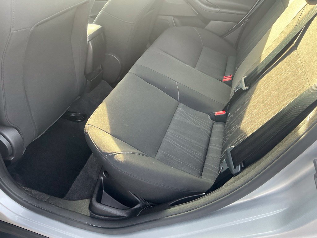 Used 2018 Ford Focus SE w/ Cold Weather Package FWD image 24