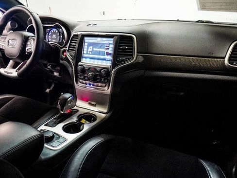 Used 2018 Jeep Grand Cherokee Trackhawk AWD/4WD image 10