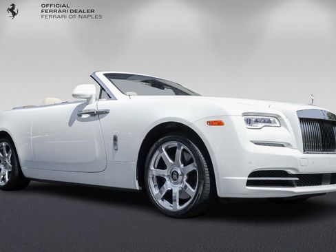Used 2016 Rolls-Royce Dawn image 1
