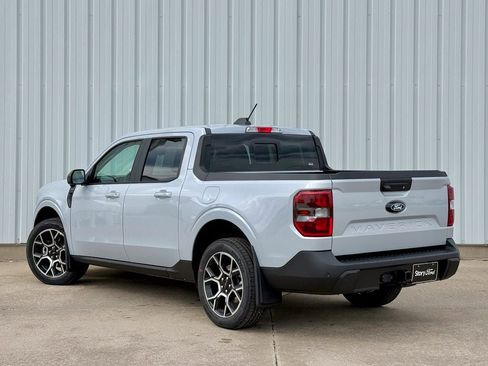 New 2026 Ford Maverick Lariat AWD/4WD image 4