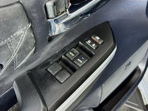 Used 2016 Toyota Tundra Platinum image 19