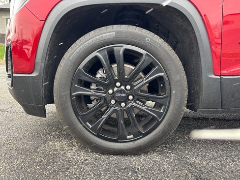 Used 2023 GMC Acadia SLT w/ Elevation Edition AWD/4WD image 37