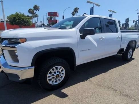 Certified 2022 Chevrolet Silverado 2500 LT AWD/4WD image 4