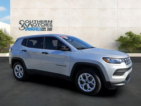 Used 2025 Jeep Compass Sport AWD/4WD image 7