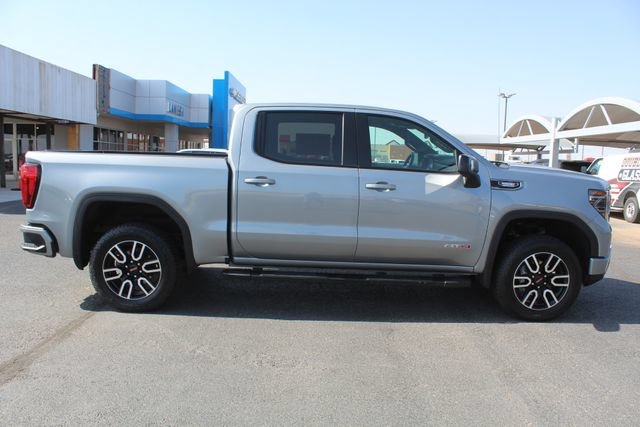 Used 2026 GMC Sierra 1500 AT4 AWD/4WD image 2
