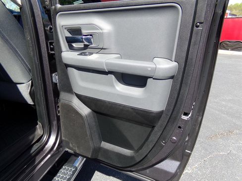 Used 2018 RAM 1500 Big Horn AWD/4WD image 55