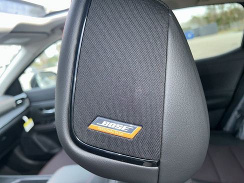 New 2026 Nissan Kicks SR w/ SR Premium Package FWD image 15