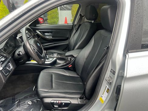 Used 2015 BMW 328i 328i w/ Driver Assistance Package image 15