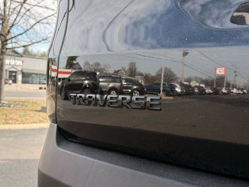 Used 2019 Chevrolet Traverse LS w/ LPO, Blackout Package image 8