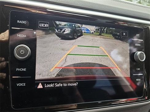 Used 2022 Volkswagen Atlas SE image 9