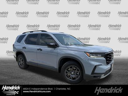 Used 2025 Honda Pilot TrailSport