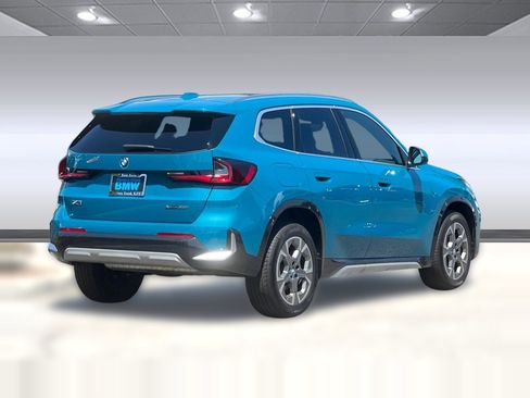 Used 2025 BMW X1 xDrive28i w/ Convenience Package AWD/4WD image 8